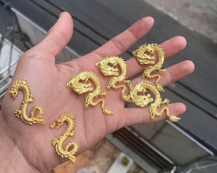 Rồng Vàng 3D Dán Trang Trí Điện Thoại